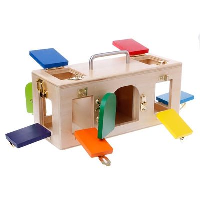 Le bébé en bois de la boîte 13.5cm Montessori de serrure joue des puzzles en bois éducatifs