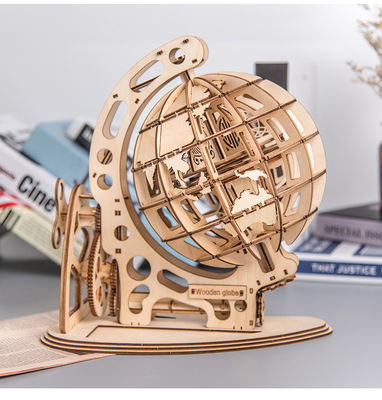 le puzzle en bois perpétuel du bloc 3D joue le modèle mécanique en bois