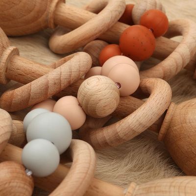 Bois de hêtre du lapin 5.12in Teether Bunny Teether en bois naturel