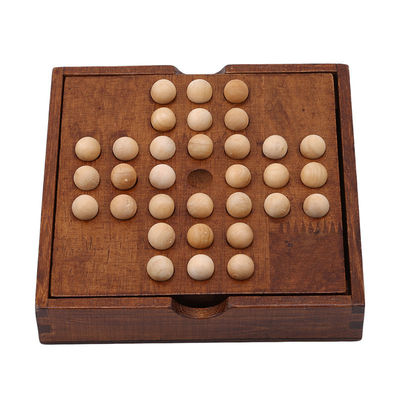 Les pièces d'échecs en bois du solitaire 3.1cm embarquent le diamant réglé