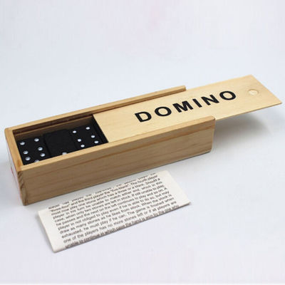 Les blocs en bois de domino du jeu 28Pcs de voyage embarquent la première éducation