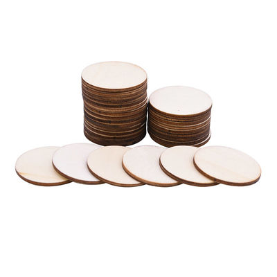 Disques en bois non finis en bois de pin de métiers de la peinture 10cm de blanc