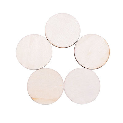 Disques en bois non finis en bois de pin de métiers de la peinture 10cm de blanc