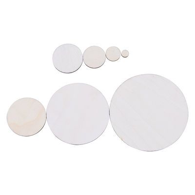 Disques en bois non finis en bois de pin de métiers de la peinture 10cm de blanc