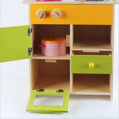 la cuisine miniature en bois de 69cm a placé la cuisine en bois de 48cm Minnie Mouse