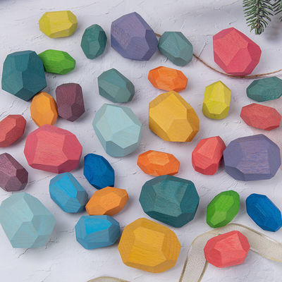 Les pierres en bois de blocs constitutifs de bébé des roches 190g place Montessori