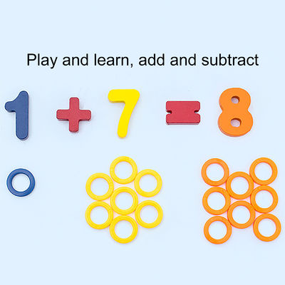 Le bébé en bois éducatif de Montessori de pêche de maths joue 15cm