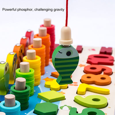 Le bébé en bois éducatif de Montessori de pêche de maths joue 15cm