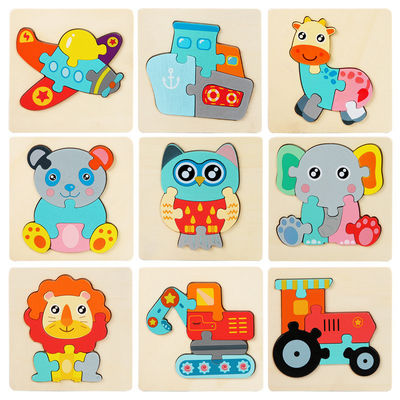Les jeux de Montessori que le bébé joue des animaux trafiquent des enfants 3D déconcerte le puzzle en bois Toy Matching de connaissance de bande dessinée