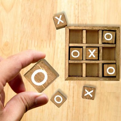 Jeu en bois de parent de l'interaction éducative XO d'enfant