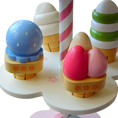 Crème glacée magnétique en bois de simulation réaliste Toy With Display Stand