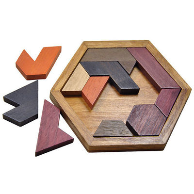 Casse-tête en bois hexagonaux de Montessori des enfants