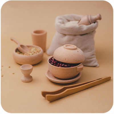 Ensemble miniature en bois de cuisine de hêtre unisexe de Montessori