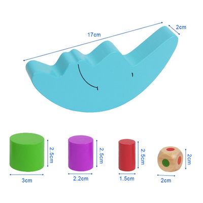 Jeu en bois d'équilibre de lune de Montessori pour l'étude tôt