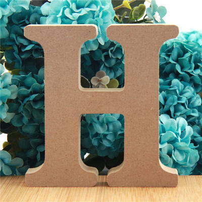 Alphabet 3.94in en bois debout non-toxique de lettres pour le mariage