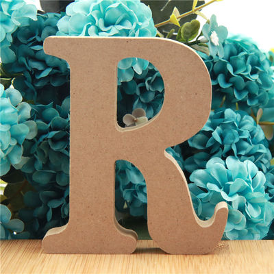 Alphabet 3.94in en bois debout non-toxique de lettres pour le mariage