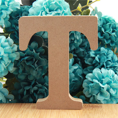 Alphabet 3.94in en bois debout non-toxique de lettres pour le mariage