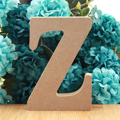 Alphabet 3.94in en bois debout non-toxique de lettres pour le mariage