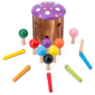 Crochet en bois le jeu de ver pour la formation de coordination d'oeil de la main des enfants