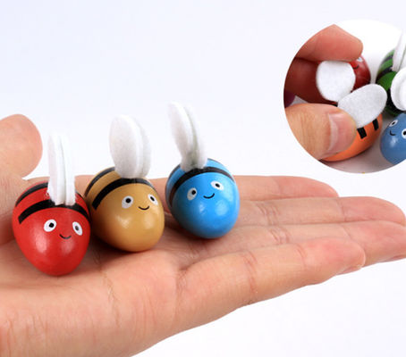 Jeu en bois de coordination d'oeil de main de Montessori pour la première éducation d'enfants