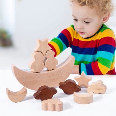 Les blocs en bois des jouets éducatifs des enfants de Montessori que les étoiles musardent ont empilé le contre en bois de Toy Diy Baby Balance Training de blocs
