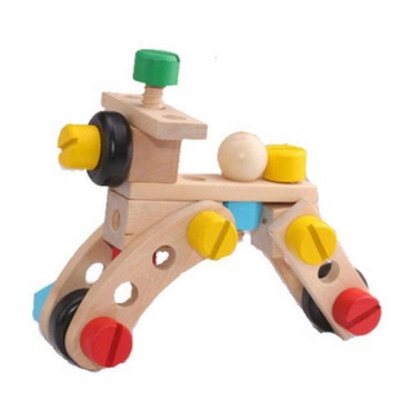 La voiture Toy Solid Wood Assembly Intelligence d'Assemblée de démontage d'intelligence de l'avantage d'enfants 30 morceaux vissent le jouet