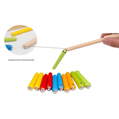 Jouets éducatifs de capture de Montessori d'accessoires en bois de jouets des vers 1 du jeu 5 d'insecte en bois
