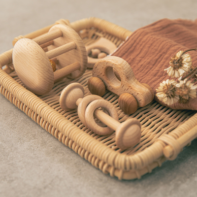 4 PCs/bébés d'ensemble joue le cadeau nouveau-né musical de Teether de hochet en bois naturel