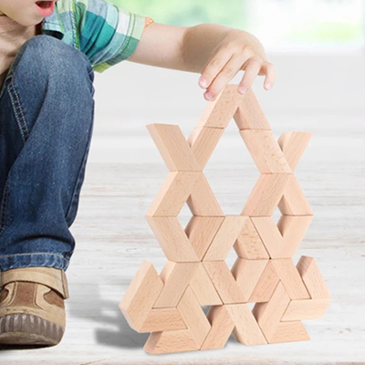 blocs de empilement éducatifs en bois d'Unpaint Montessori de grand des blocs 3D constitutifs de la forme de v 16pcs bébé en bois naturel de jouets à