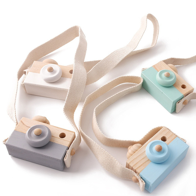 Faisons à 1Pc le bébé en bois que les jouets façonnent des jouets de Montessori de pendants en bois de caméra pour le cadeau actuel en bois de soins de Diy d'enfants