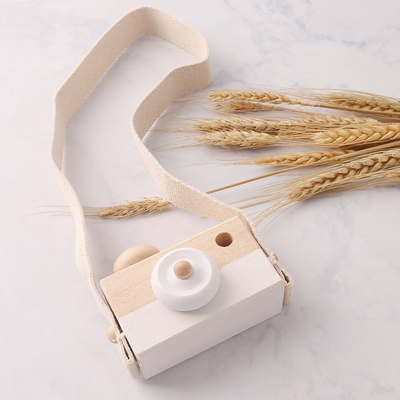 Faisons à 1Pc le bébé en bois que les jouets façonnent des jouets de Montessori de pendants en bois de caméra pour le cadeau actuel en bois de soins de Diy d'enfants