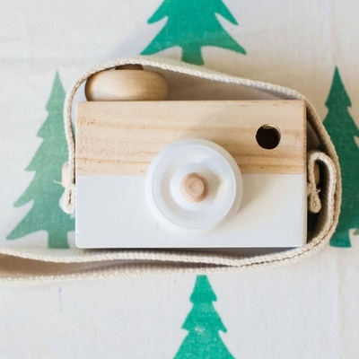 Faisons à 1Pc le bébé en bois que les jouets façonnent des jouets de Montessori de pendants en bois de caméra pour le cadeau actuel en bois de soins de Diy d'enfants