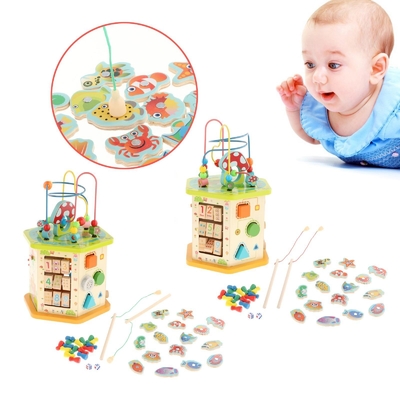 Grand cube en bois en activité de Montessori pour le nourrisson de bébé d'enfants de nouvelle année