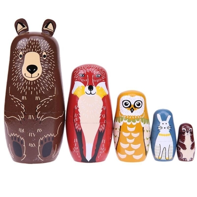 Cadeaux faits main d'enfants de Matryoshka de poupée russe en bois