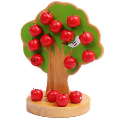 Les jouets en bois de bébé de Montessori de pommier pour des enfants sélectionnent le fruit éducatif