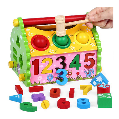 Les enfants forment la Chambre Montessori en bois de sagesse de trieuse intelligent