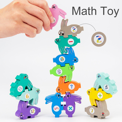 Animal de Montessori d'enfants empilant les jeux de équilibrage de Jenga de lapin de jouets de blocs