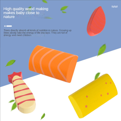 La cuisine miniature en bois de simulation a placé l'éclaircissement tôt d'éducation de sushi
