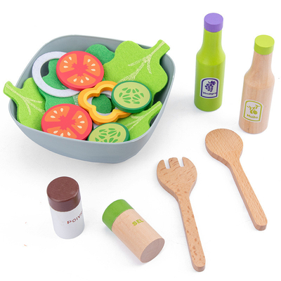 La cuisine miniature en bois de machine de café de simulation a placé pour le bébé apprenant tôt