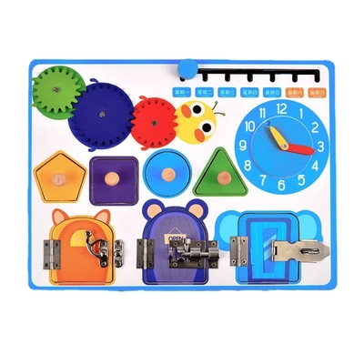 Horloge en bois de calendrier de Montessori ouvrant le conseil pour des filles de garçons