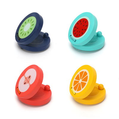 Jouets musicaux en bois pour le bébé d'enfants saisissant Montessori éducatif