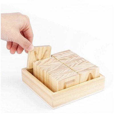 Montessori en bois Word orthographiant le conseil Pen Control Training de pratique en matière de cannelure