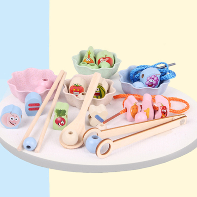 Les jouets en bois de Montessori remet le jeu de maths de Brain Training Clip Beads Puzzle