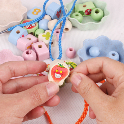 Les jouets en bois de Montessori remet le jeu de maths de Brain Training Clip Beads Puzzle