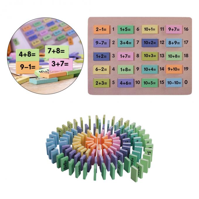 Les mathématiques les jouets qu'éducatifs de maths numérotent des dominos bloc constitutif drôle