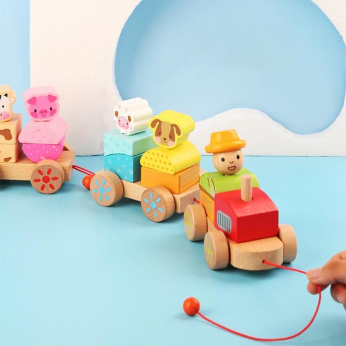 Le camion en bois de train forment le jouet éducatif de DIY pour les enfants préscolaires d'enfant en bas âge